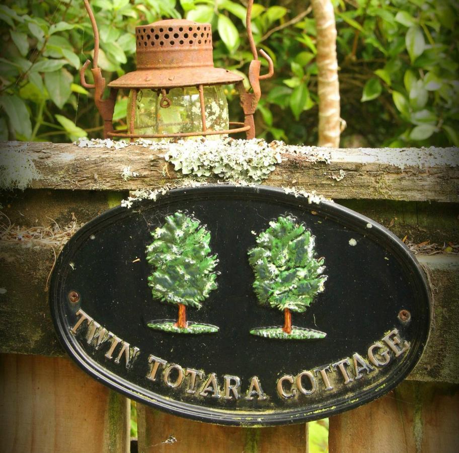 Twin Totara Cottage Upper Hutt Buitenkant foto