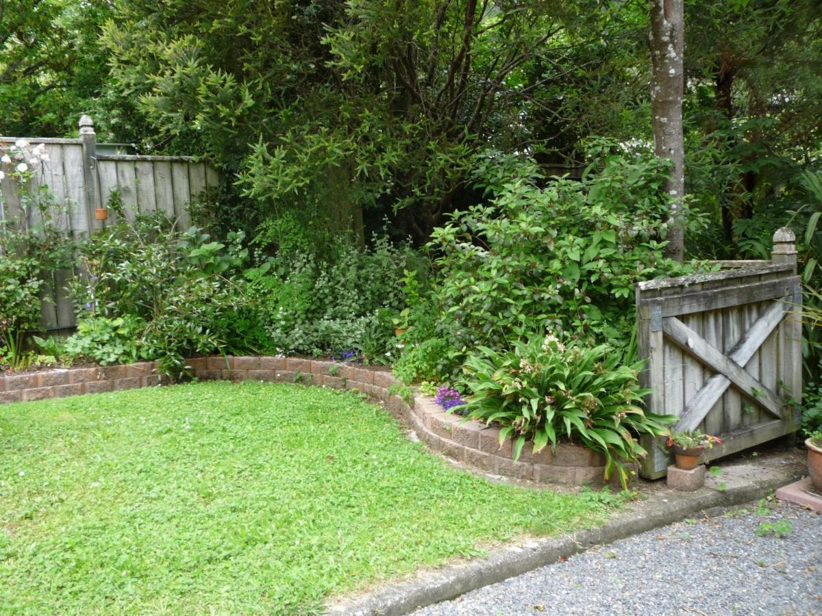 Twin Totara Cottage Upper Hutt Buitenkant foto