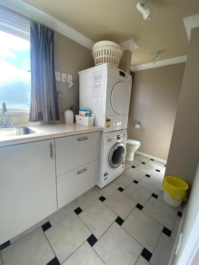 Twin Totara Cottage Upper Hutt Buitenkant foto